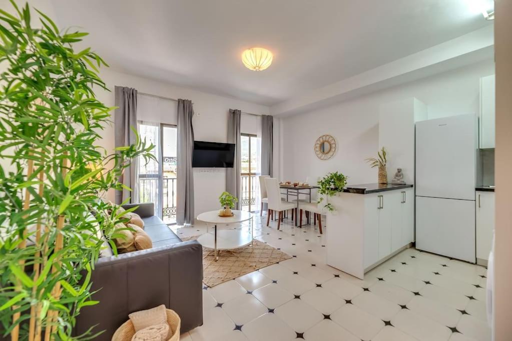 Lxr La Perla Renovated 2Hab. Apt Беналмадена Екстериор снимка